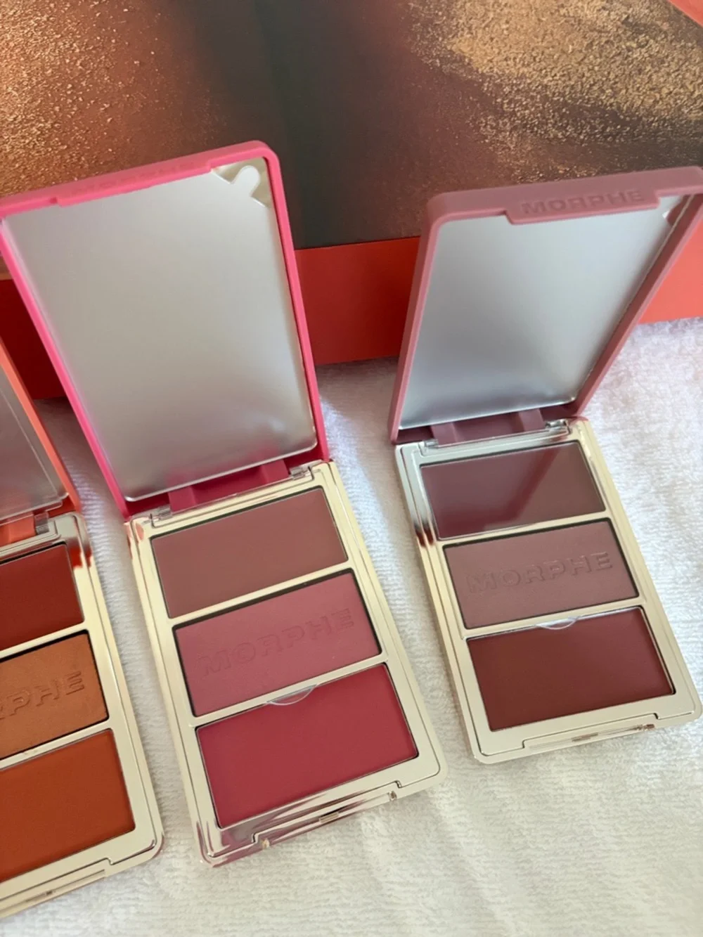 4 x Morphe Cheek Thrills  Island Blush Quartet - Pink, Coral, Peach, Mauve - Picture 3 of 6